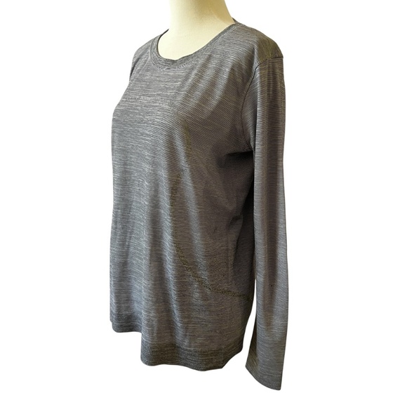 LULULEMON SWIFTLY TECH TEE SHIRT 8 LONG SLEEVE HEATHER GRAY STRETCH ATHLETIC GYM - Picture 4 of 12